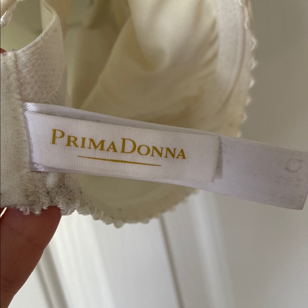 Prima Donna Cream and Yellow Lace Bra 36G - Picture 2 of 6